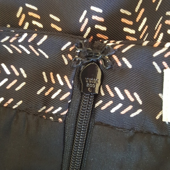 NWT LOFT Arrow Pattern Flippy Skirt size 6 - Picture 6 of 8